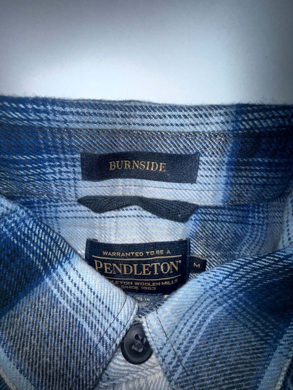 Pendleton burnside flannel.  Men’s medium - Picture 4 of 5